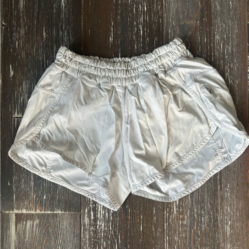 Lululemon shorts size 4
